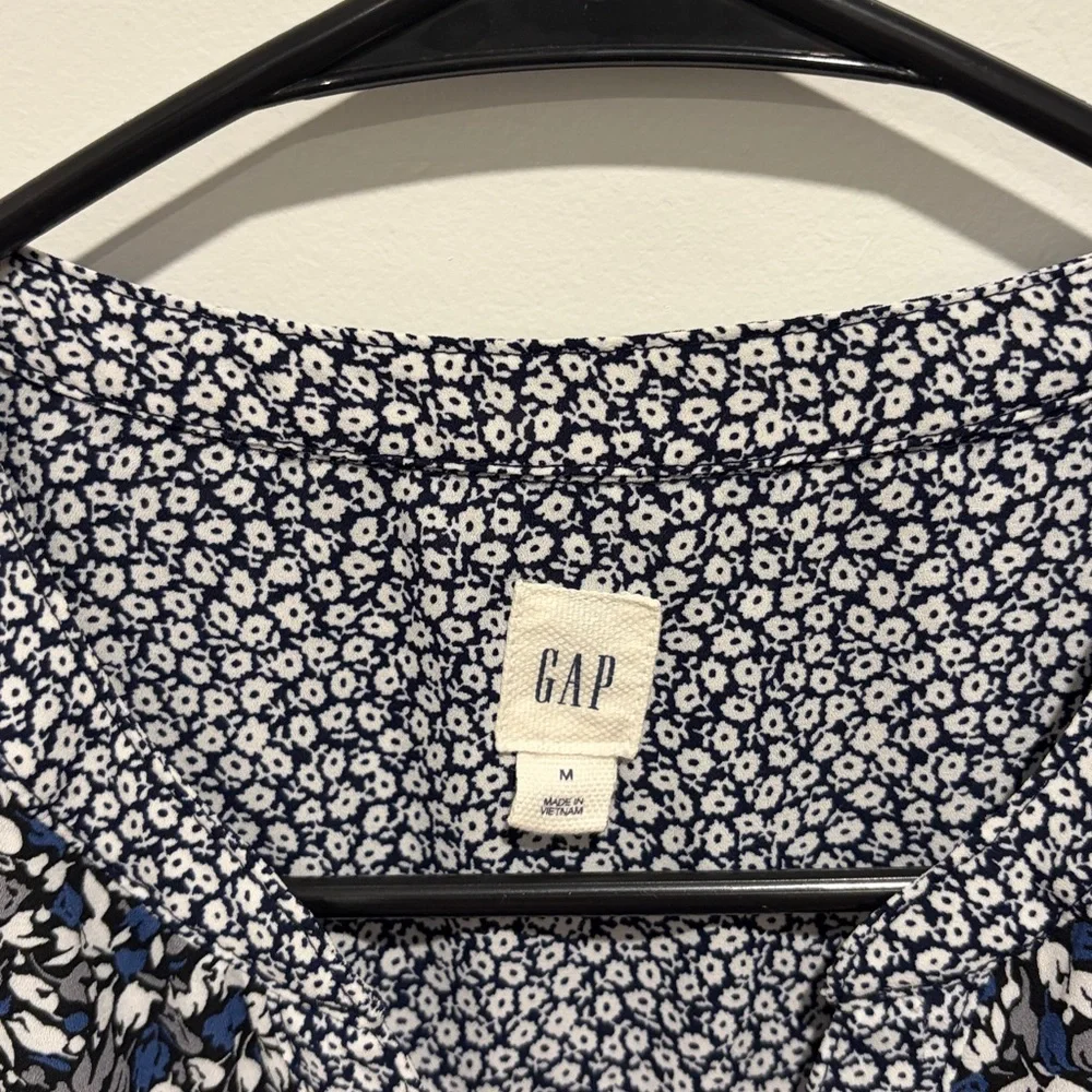 GAP Navy Floral V-Neck Tie-Waist Midi Dress - Picture 2 of 2